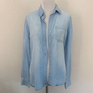 Mossimo Supply Co. Light Blue Button Down Shirt